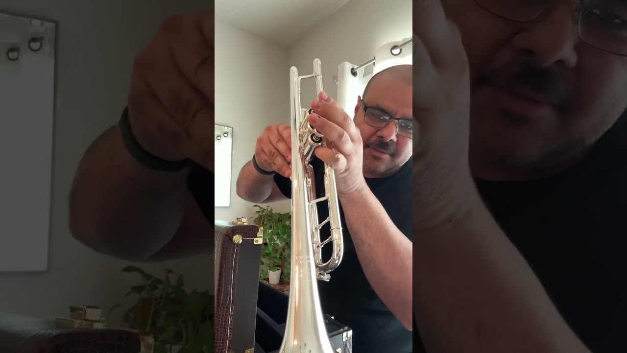 Unboxing my new professional trumpet Vincent Bach 37 Stradivarius 