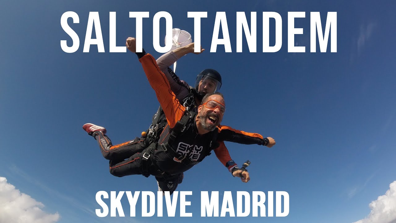 SKYDIVE MADRID. Salto tándem paracaídas Ade.