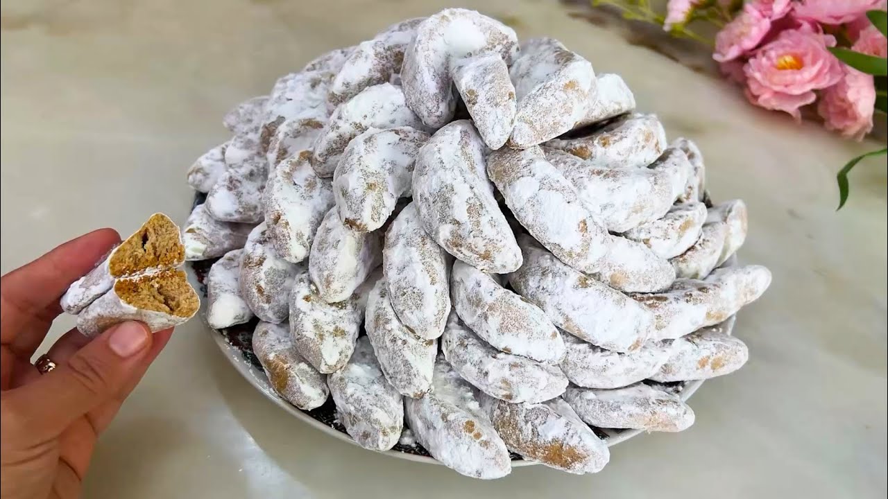 عشق المغاربة حلوة الهلال بكاوكاو من الزمن الجميل👌🏻الوصفة التقليدية باش تجيك هشيشة وبنينة/حلويات لعيد