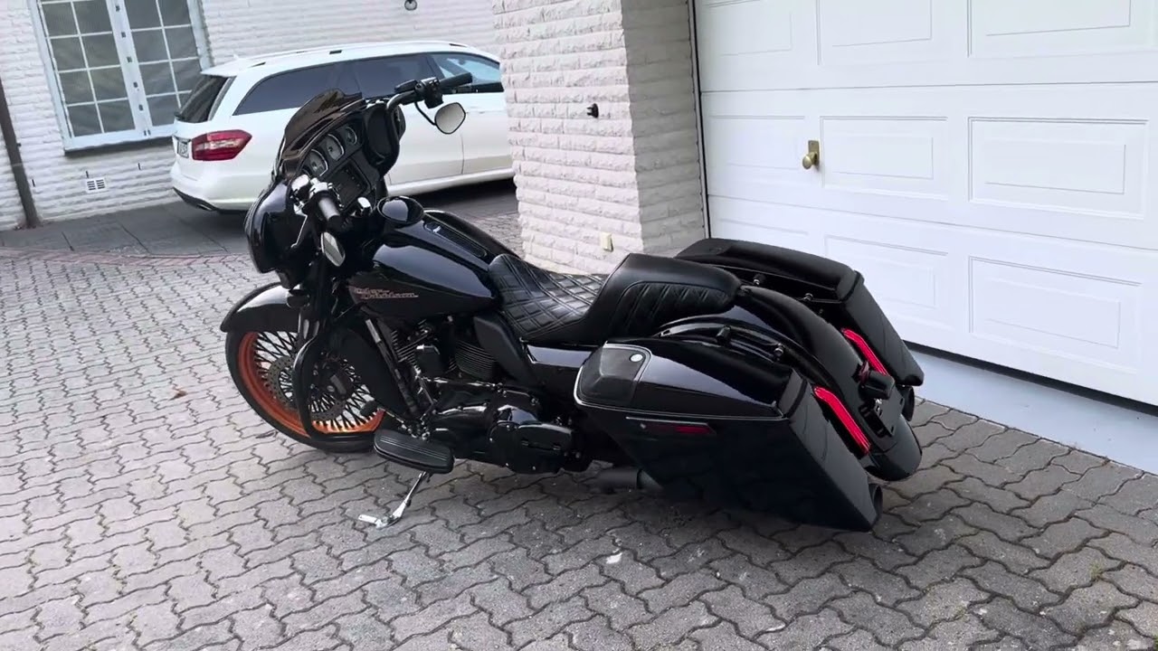 Harley Davidson Street Glide 124ci S&S Big Bore with Kesstech for Sale!