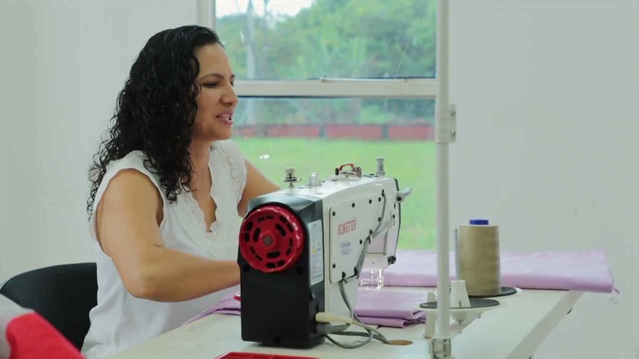 #EnlaceTrece | De donación a negocio: mujeres convierten telas en oportunidades de emprendimiento