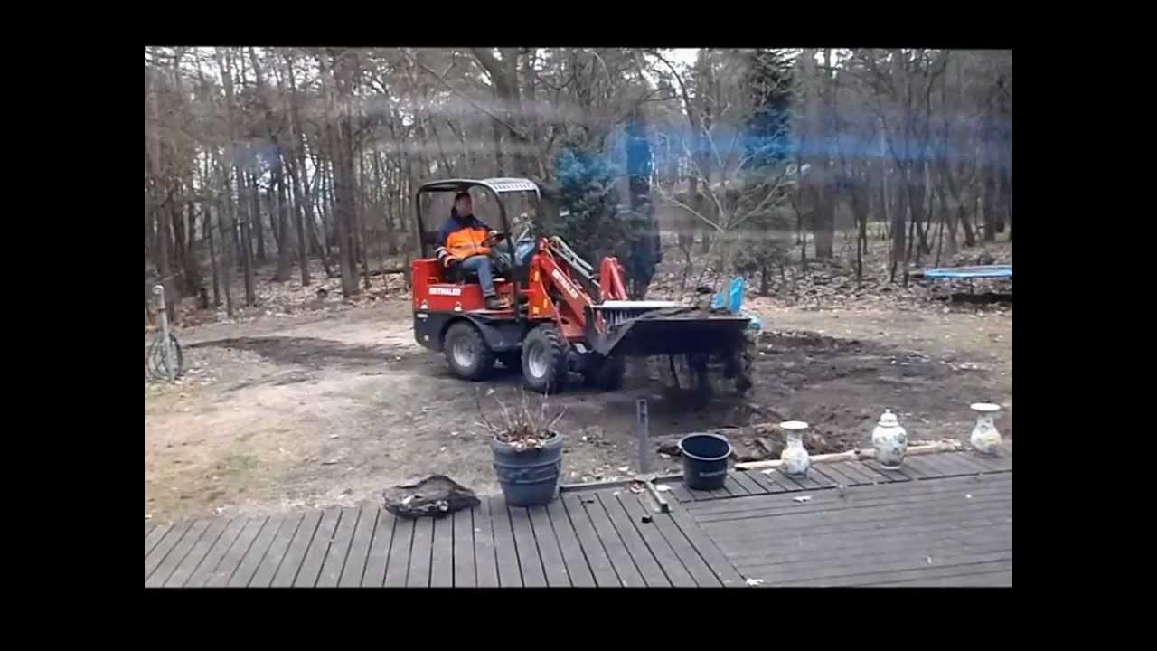 gestoorde huurbaas ontruimt kampvuur