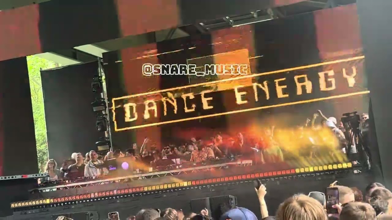 JAMIE JONES 2010‘s ERA SET AT PARADISE IN THE CITY LONDON 2025