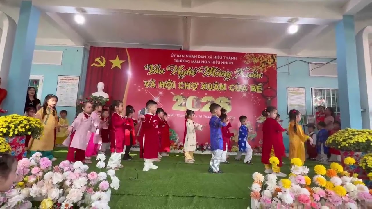 Nhảy nhạc lớp chồi 3 mầm non hiếu nhơn.