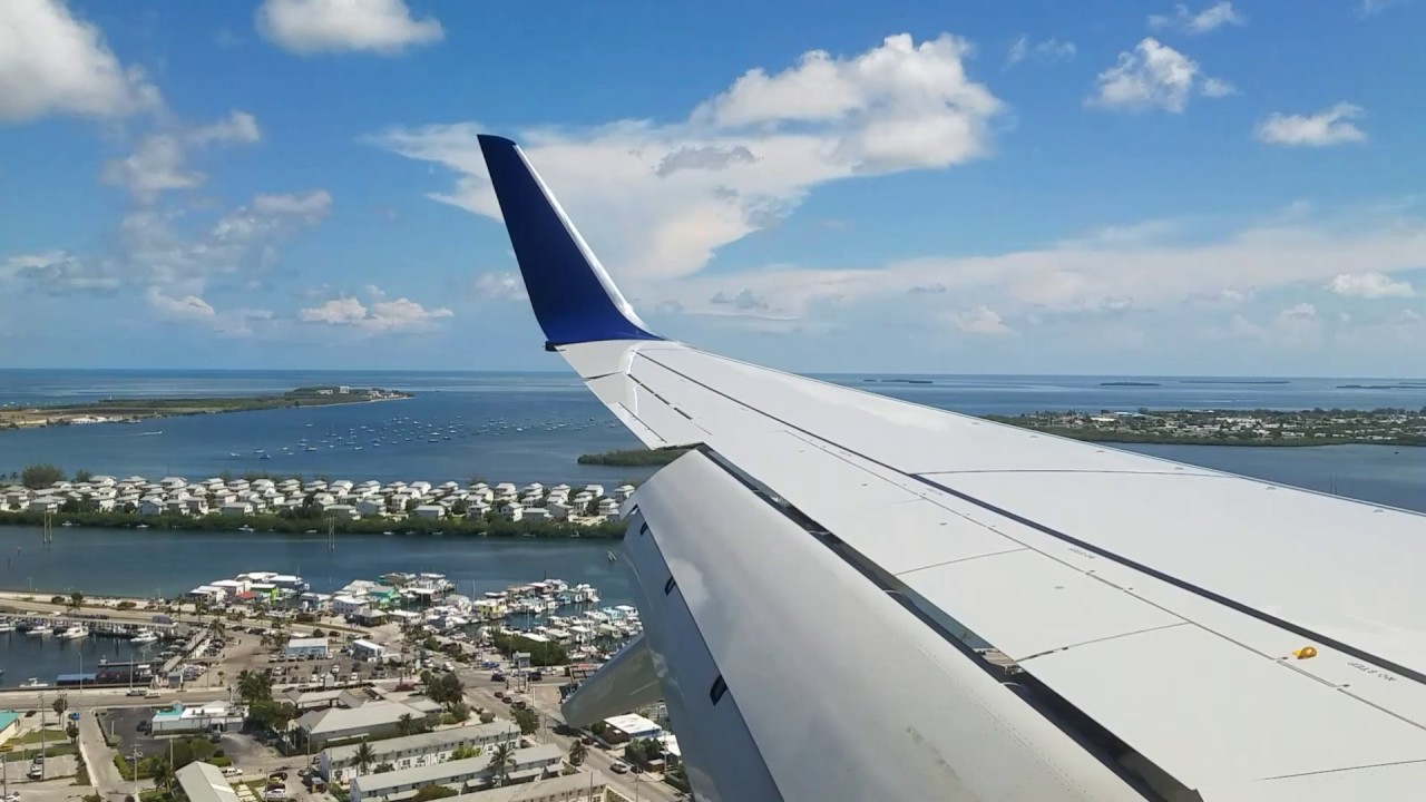 Delta Air Lines 737-700 Landing in Key West