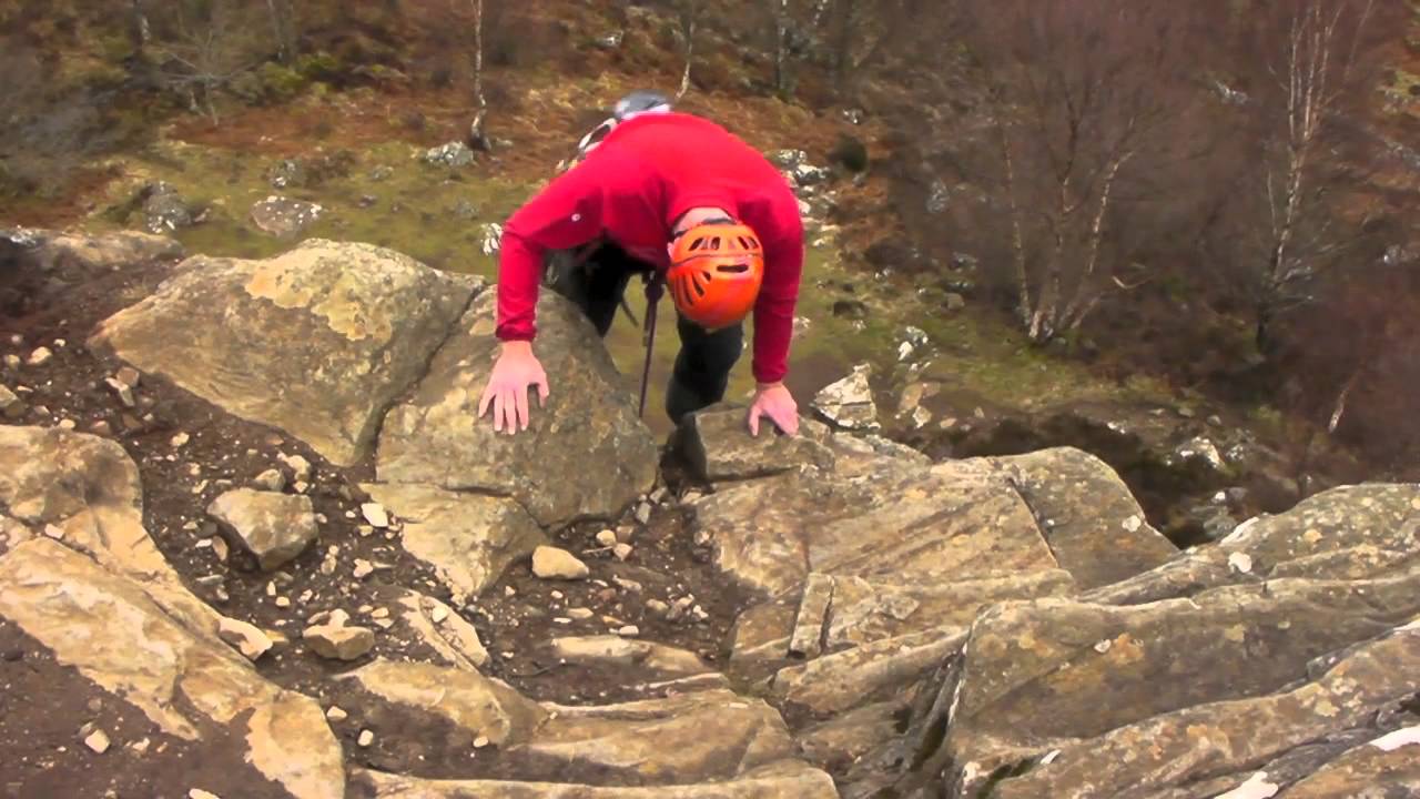 Glenmore Lodge - How to trad climb