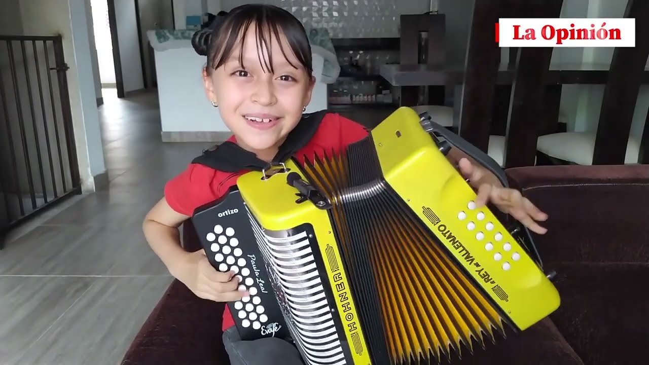 Ana Paula, la ni&ntilde;a acordeonera de Chin&aacute;cota
