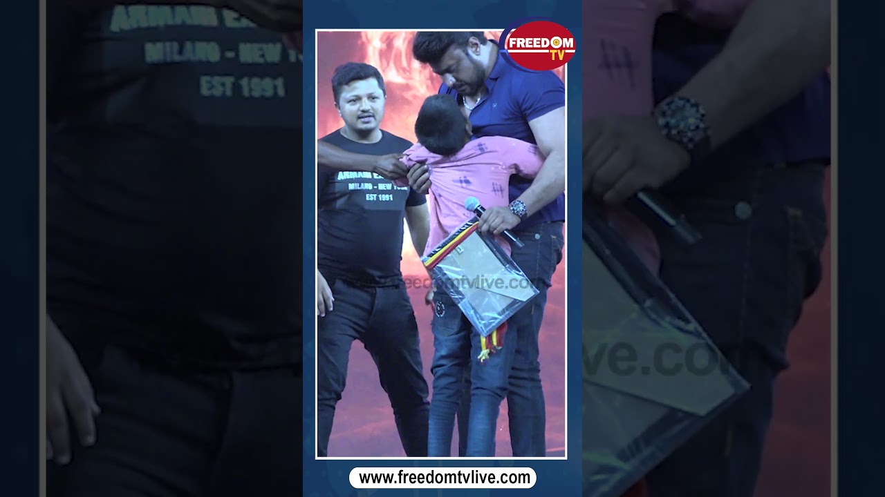 Dboss Darshan Fan on Stage | Kaiva movie | Darshan | Freedom TV