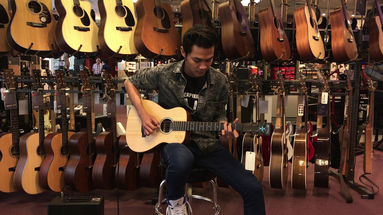 Ed Sheeran &divide; Signature Edition guitar has finally arrived!