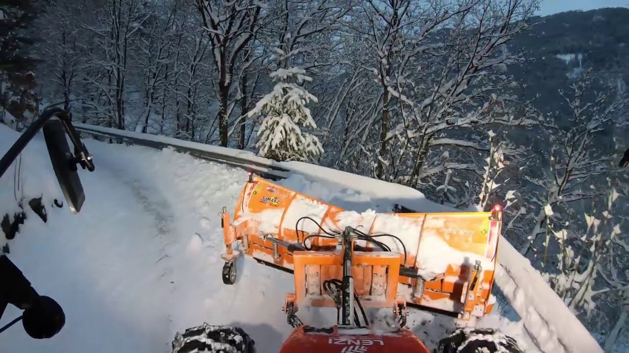 #Schneeräumung #Pulverschnee #Eisregen