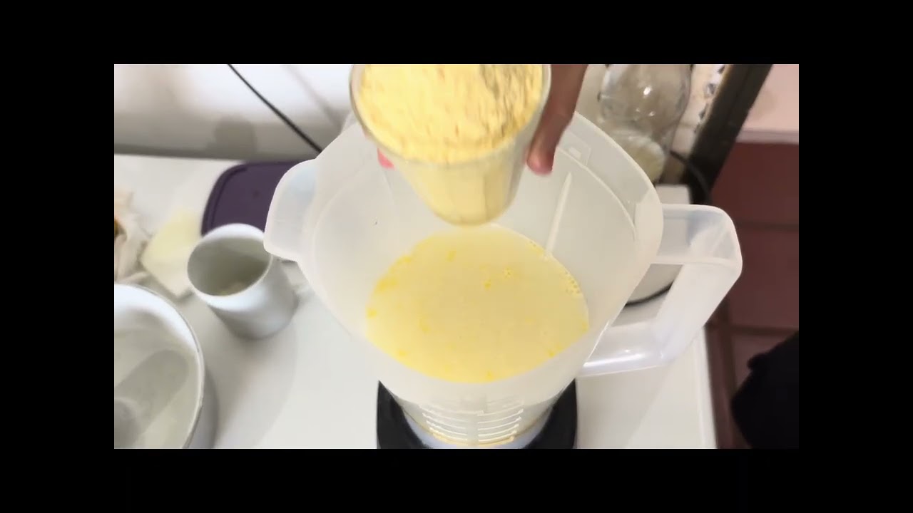 BOLO DE FUBÁ COM GOIABADA😍 | Fofinho e com goiabada derretendo