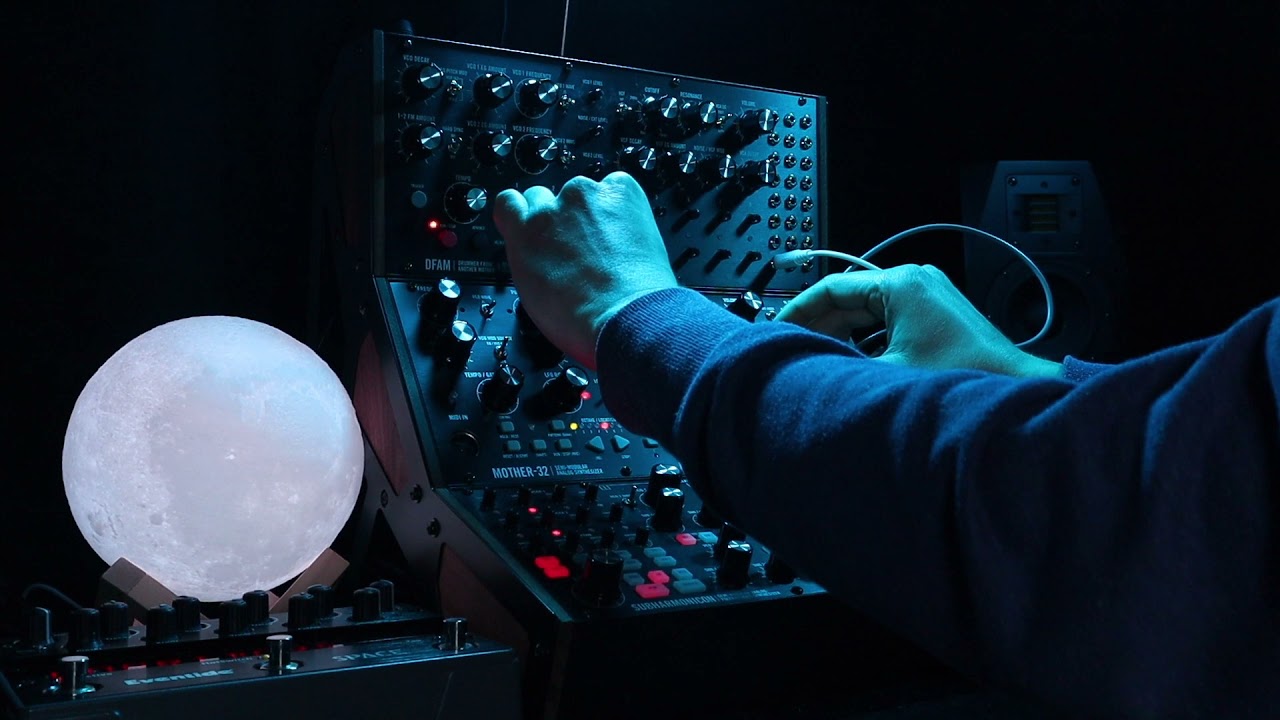 Live improvisation Moog Sound Studio Jam