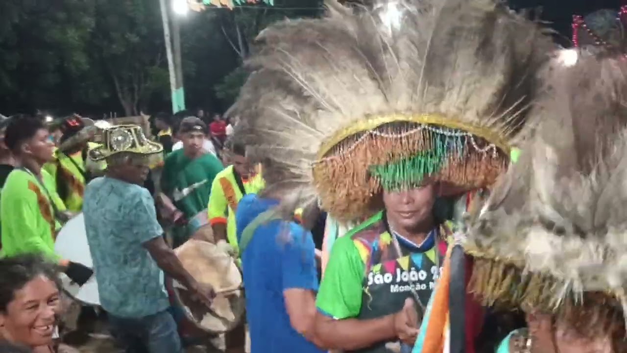 Turma de bumba boi proteção de São João de piquizeiro monção.