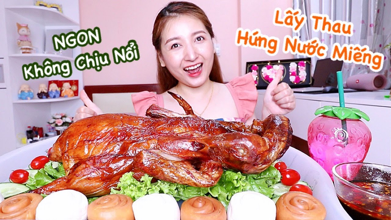 Ăn Nguyên Con Vịt Quay Sốt Tiêu Đen Với Bánh Bao Quá Đã | SALLY HẠNG