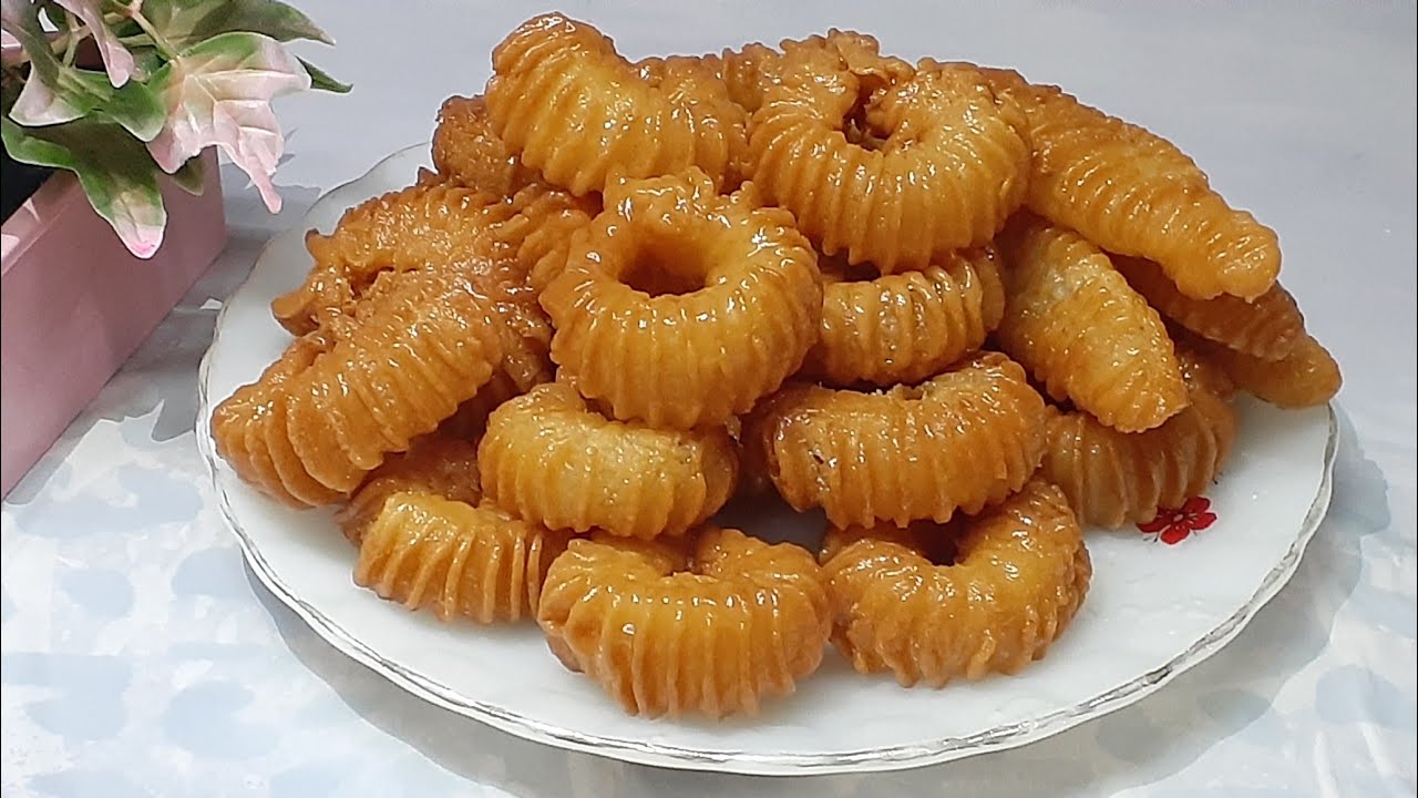 حلويات المشط الرمضانيه تذوب بالفم😋ب 3 مكونات اقتصادية جدا ولذيذه