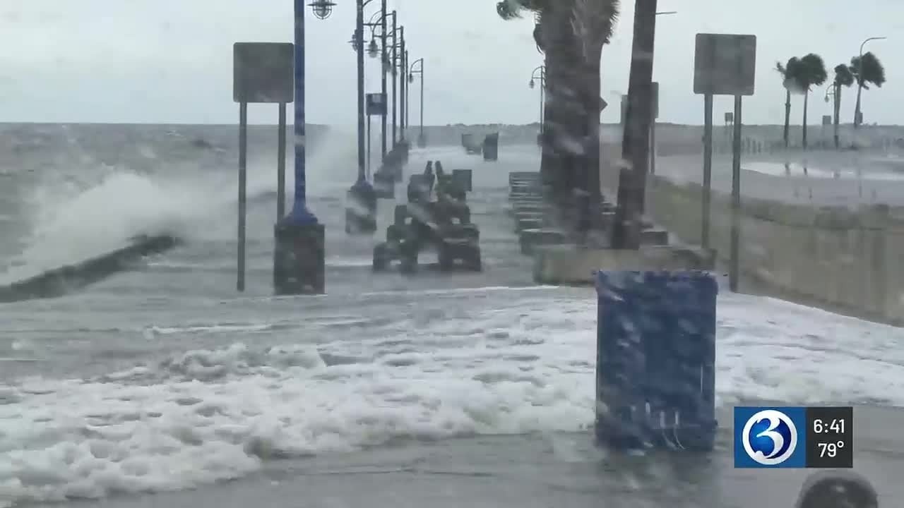 First Alert Weather Extra: отслеживаем тропический шторм &laquo;Берта&raquo;