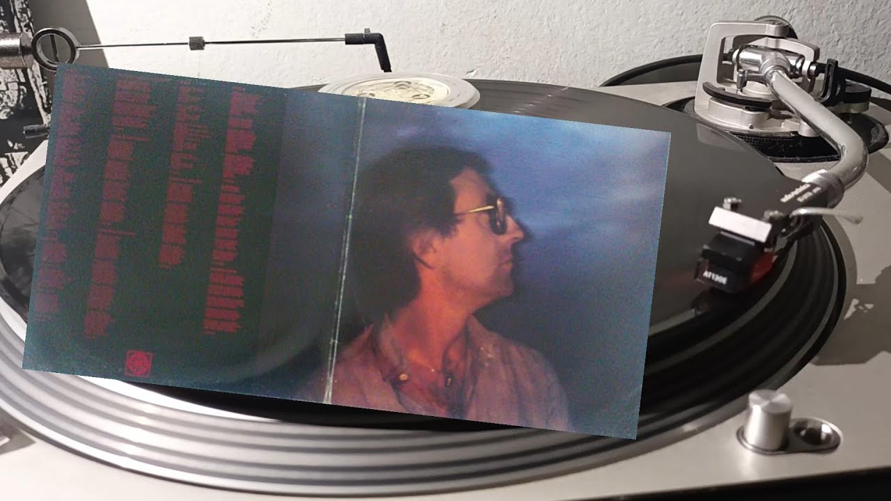 Oliver Dragojević  – Karoca *1982*/// *vinyl rip ♫* /Split '82/