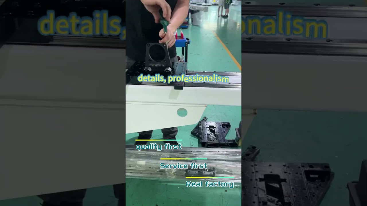 Lmdustrial robot arm #roboticarm #mechanical #intelligent #factory #production #Robotica