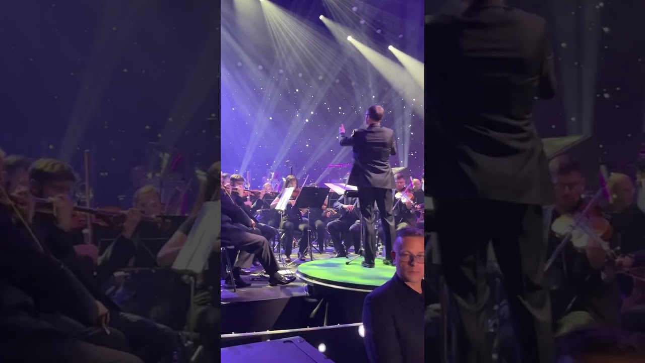 Offspring : Gone Away LIVE with Orchestra ft. Brian May - Bratislava @offspring @BrianMay