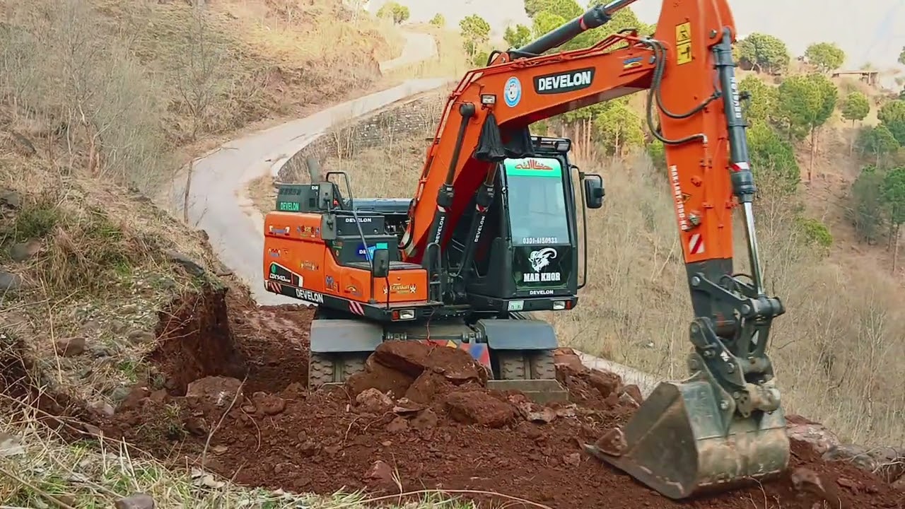 Powerful Excavator Working on Dangerous Mountain Road | Heavy Equipment in Action #auto #excavator 