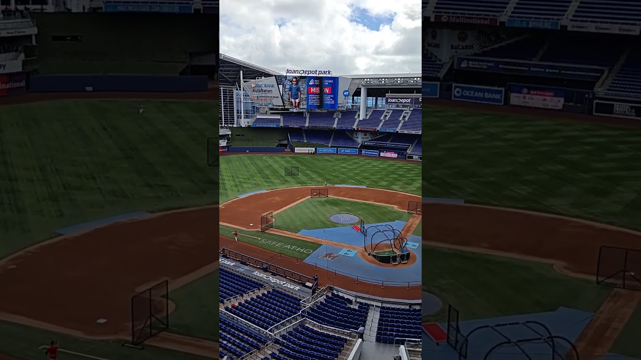 El equipo #dominicano en el terreno de juego para enfrentar a #Panama #mlb #licey  #seriedelcaribe