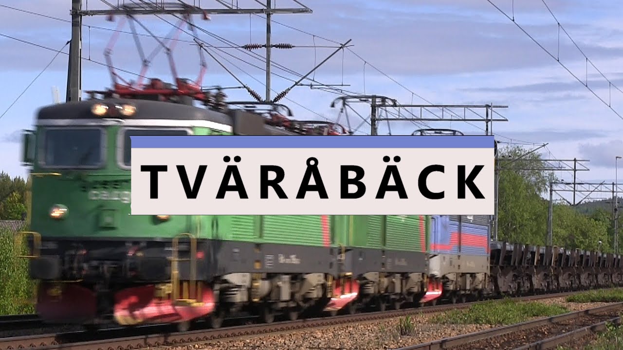 Tväråbäck Tåg station och samhälle.