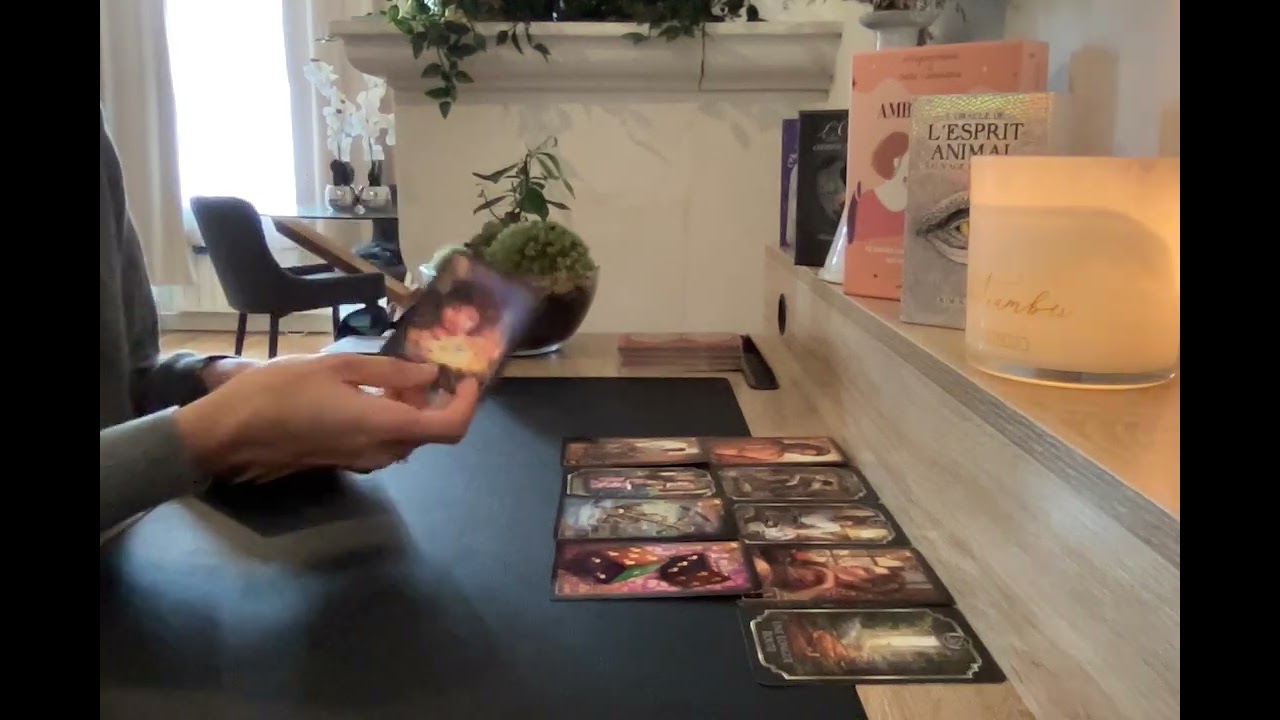 quelqu'un souhaite vous capturer ? qui est ce ? tirage sentimental intemporel #tarot #tarotreading