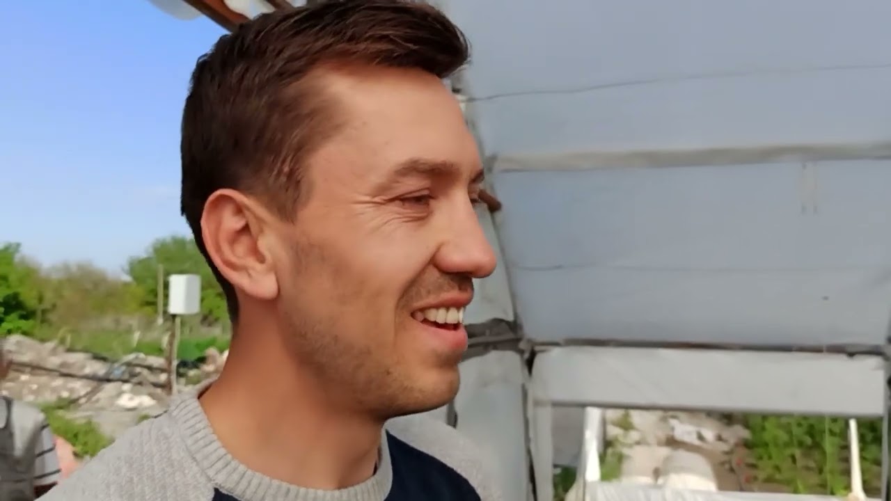 Ивайло Иванов , Храна от Село, млад зеленчукопроизводител в България. 😍
