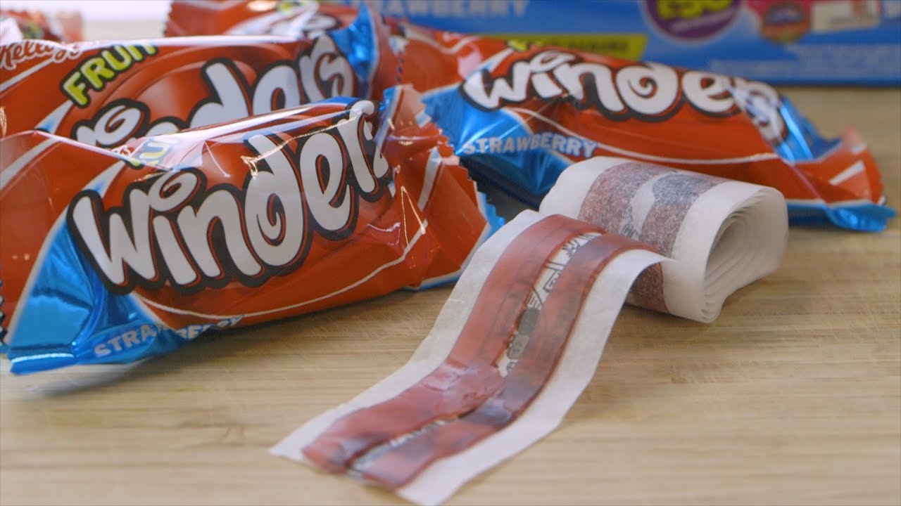 🍒 HOW TO EAT FRUIT WINDERS 🍒