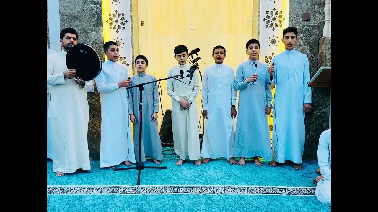 مشاركة نشيد (مسجدي ) لمجموعة من طلاب الدورة القرآنية في حفل التخرج الذي اقيم في جامع اسامة بن زيد