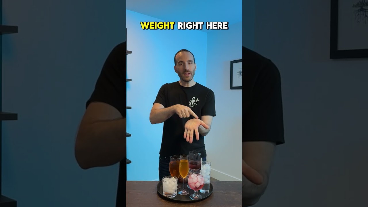 Три трюка, как носить подносы с напитками как профессионал!