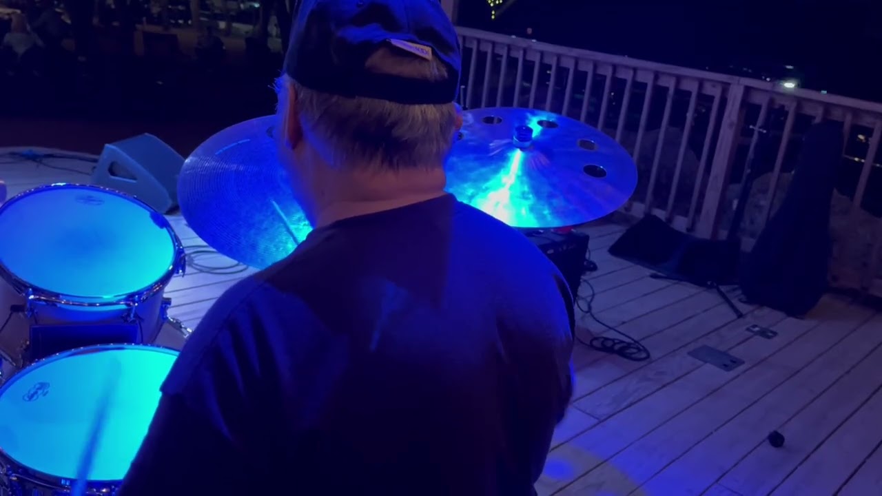 Drum solo with the Ruben V Trio-Todos Reunidos; Canopus Drums RFM Natural Mapel Drumset