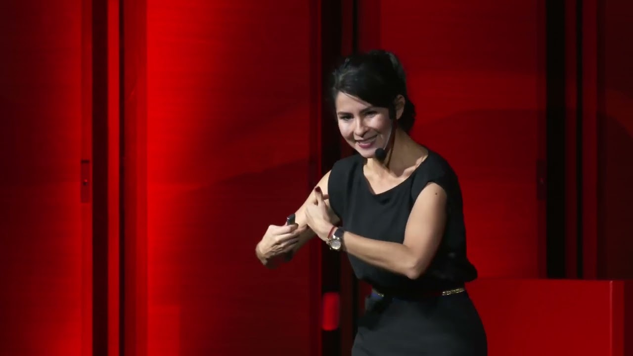 Tu curiosidad define qué tan lejos puedes llegar | Sylvia Ramírez | TEDxBucaramanga