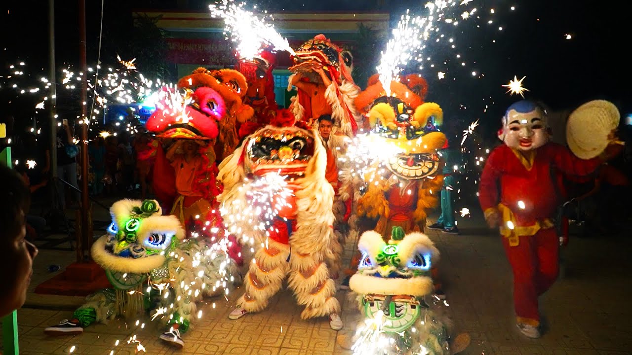 Múa Lân Sư Tử Phun Lửa Hay Nhất 2020 - Múa Lân Trung Thu