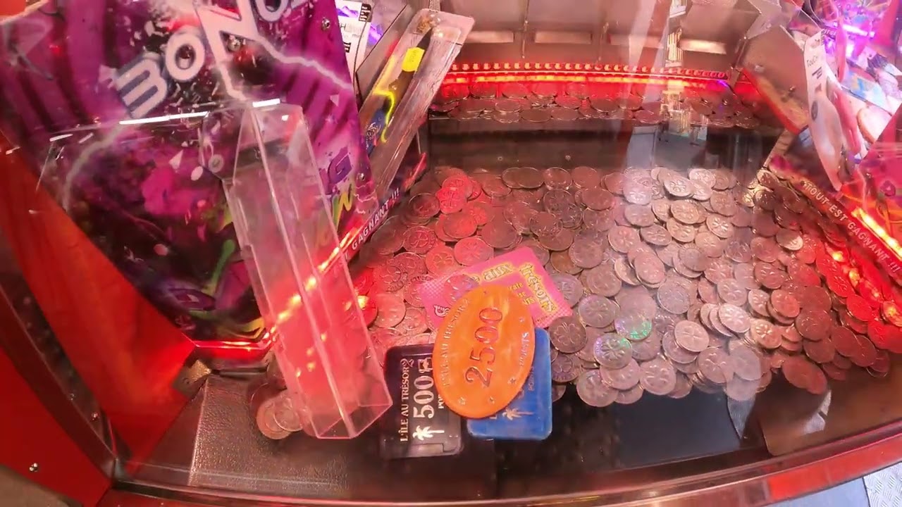 Machine Pousse pieces L'ile aux trésors 2 à beau land park à saint hilaire de riez épisode 2/4 S2