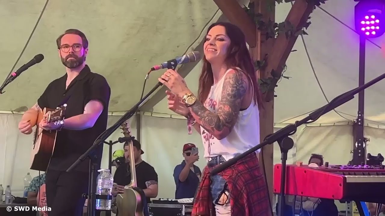 Amy Macdonald TRNSMT Secret Set The Hangout | SWD Media