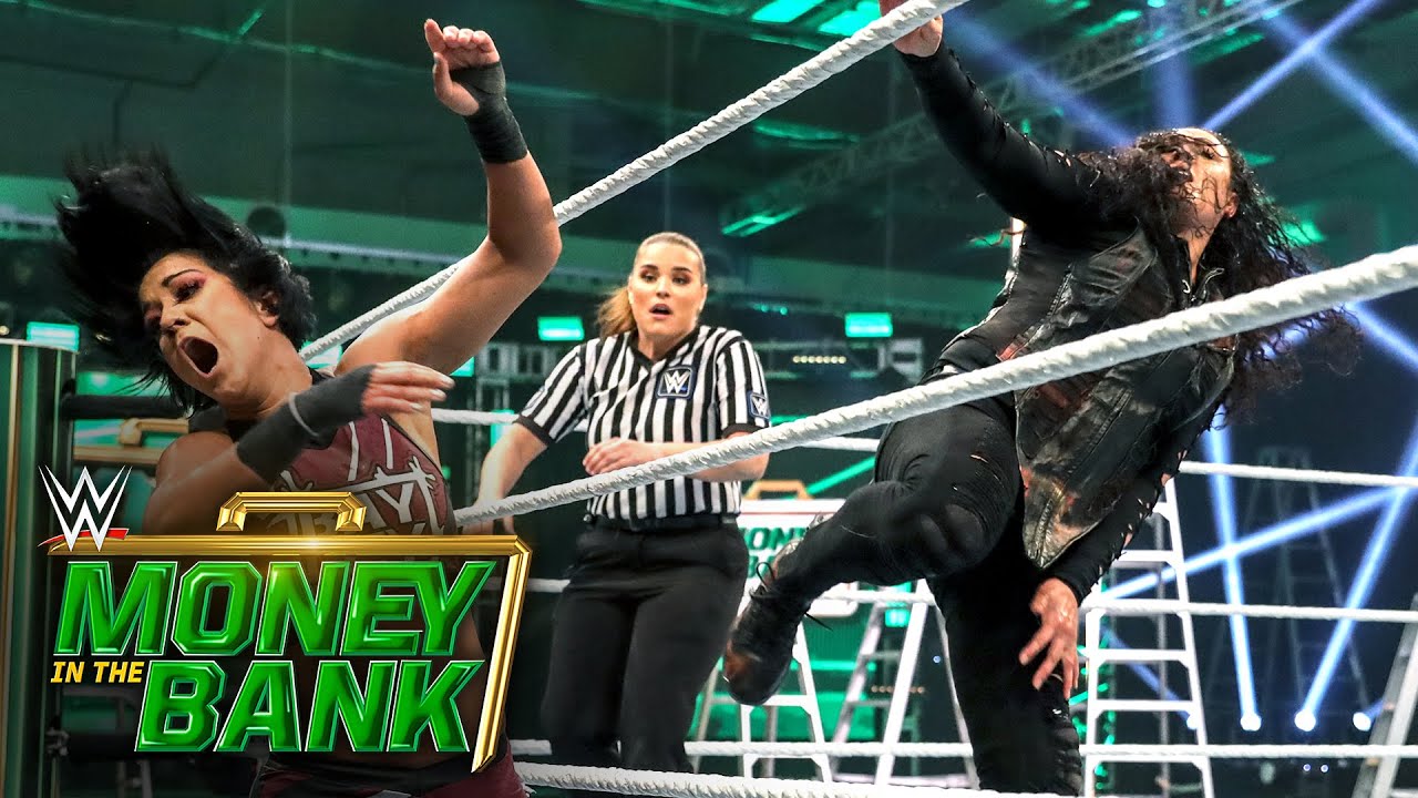 Бэйли пытается противостоять невероятной силе Тамины: WWE Money in the Bank 2020 (эксклюзив WWE N...