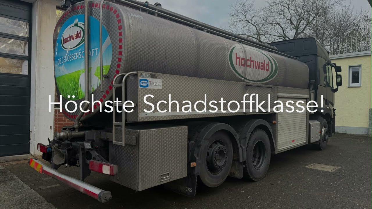 Renault Lkw C520 nach Hallenbrand &ndash; vollst&auml;ndige Brandsanierung