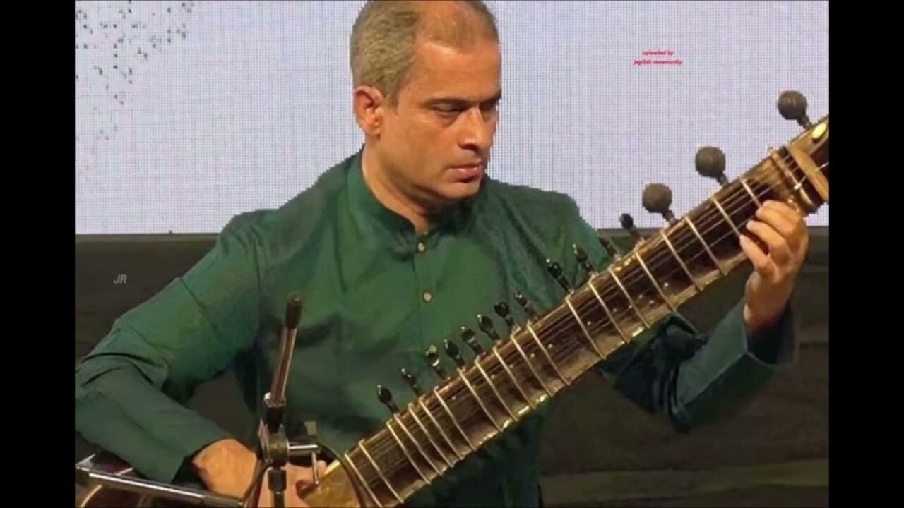 Shri Sandeep Apte (Disciple of Ustad Vilayat Khan) Raga Yaman Aalap Jod Jhala