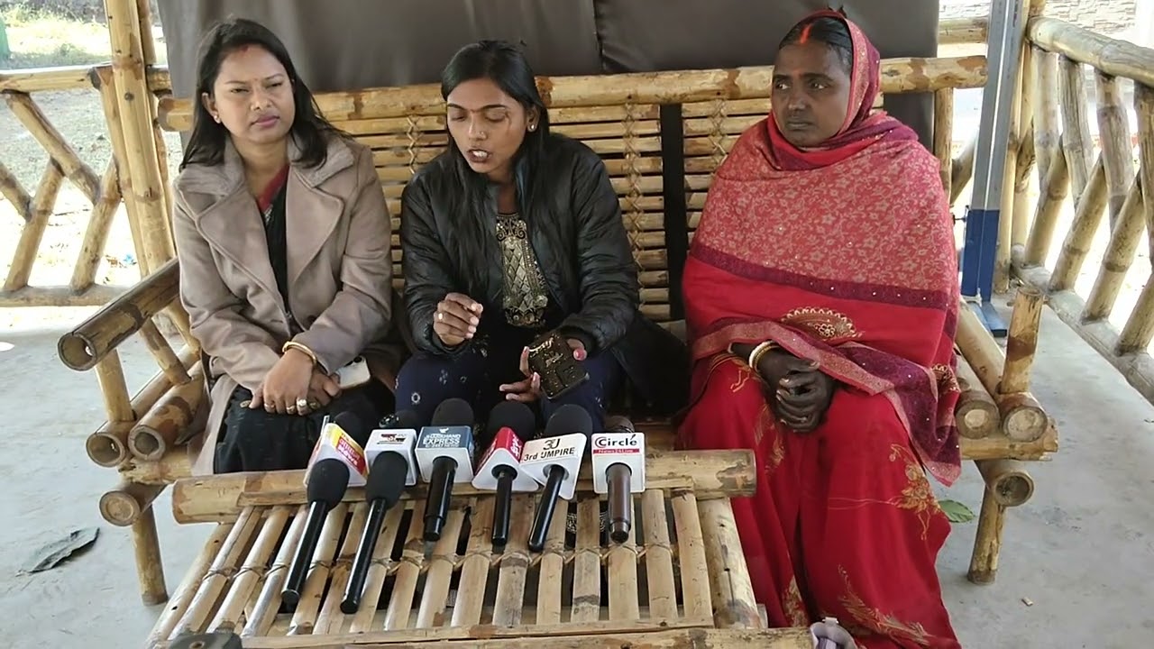 रोमा निगम बुलाई प्रेस कांफ्रेंस साथ देने पहुंचे jlkm नेता सिलास बड़ा और शिल्पा महतो। #jlkm
