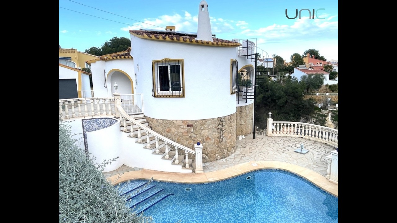 Cosy and sunny independent villa with charm