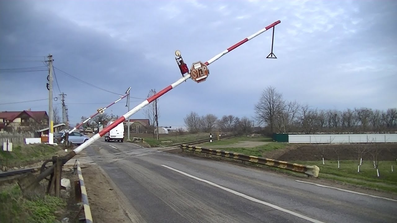 Spoorwegovergang Milişăuţi (RO) // Railroad crossing // Trecere la nivel