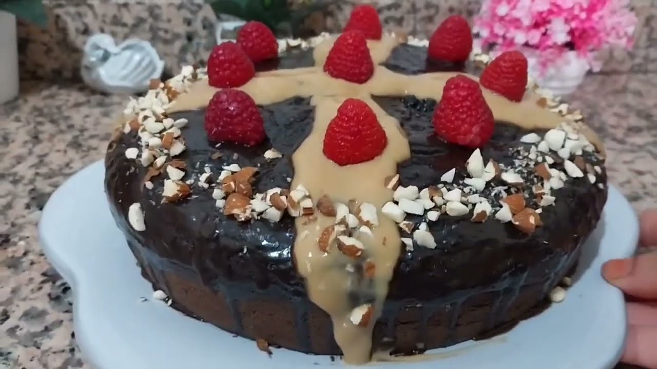 كيكة رائعة اكثر من لذيذ ديال تحمار لوجه كتجيي بنين و منضر رائع 🍰🍰