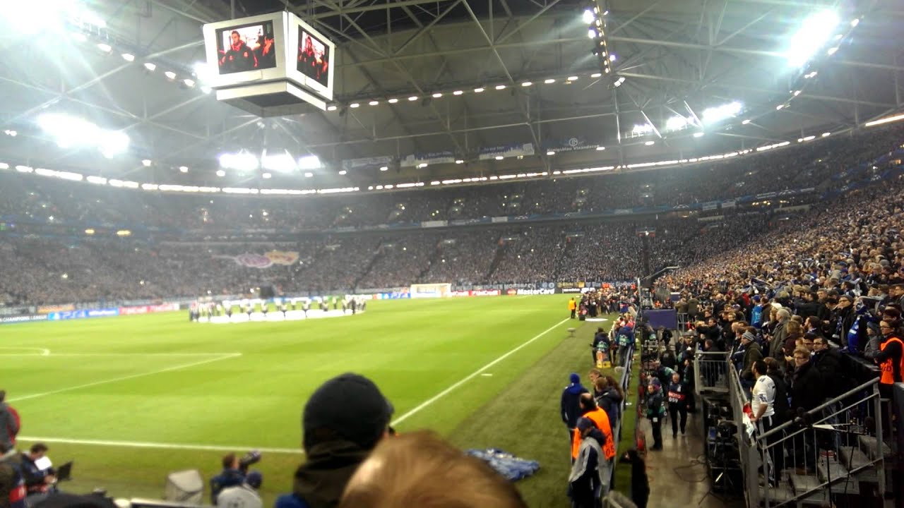 FC Schalke 04 gegen Real Madrid (Vereinslied+Stimmung+Einlauf)