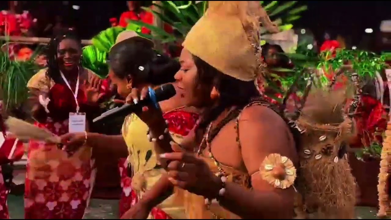 LECO-STARS - Shaïma et Jean Luc (Mariage coutumier)