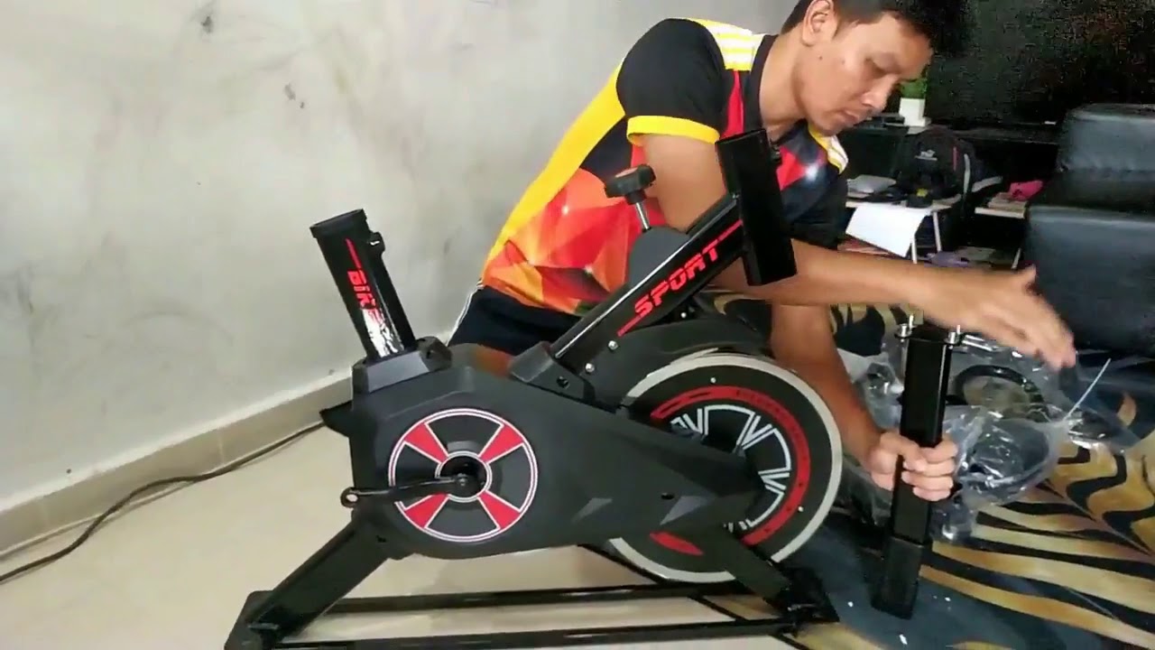 K200 | K300 | SB200 PREMIUM SPIN BIKE FLYWHEEL HOME WORKOUT SPINNING BIKE FITNESS BIKE ! PART 1/2