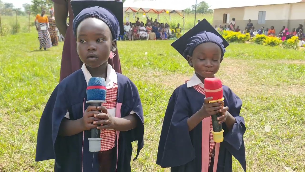 OMG!🤣🤣 These two kids really nailed it