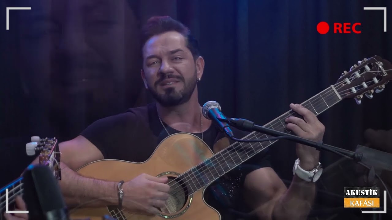 Barış Kömürcüoğlu - Müptelayım Sana (Akustik)