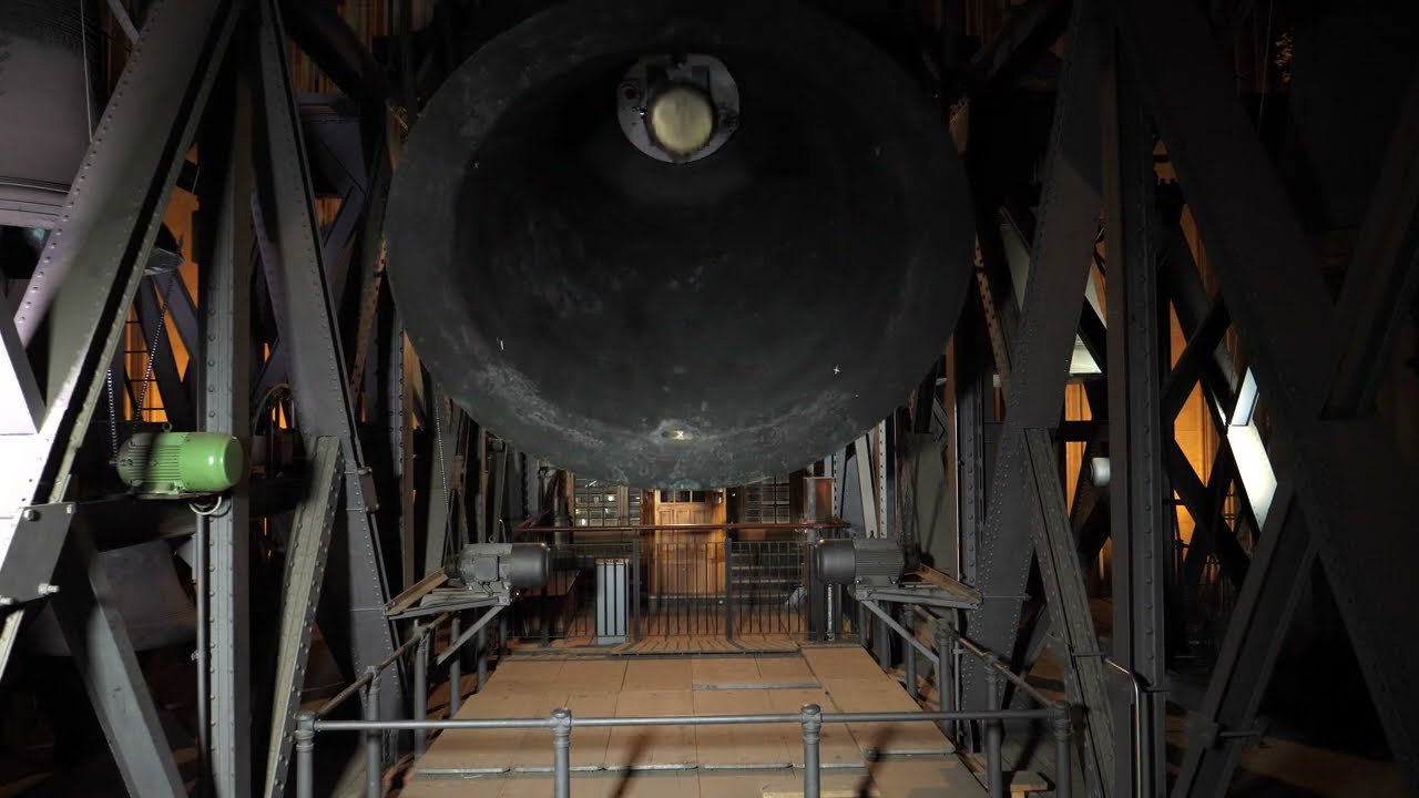 Adventskalender Kölner Dom - Festliches Läuten am 24. Dezember 2022