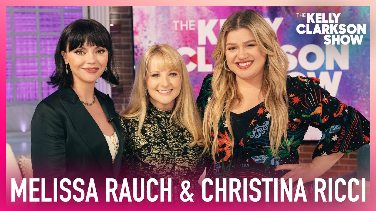 Melissa Rauch, Christina Ricci & Kelly Clarkson Admit To Googling Answers To Their Kids' Questions